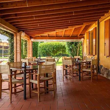 Tenuta La Rotta - & Pool Pensionat *