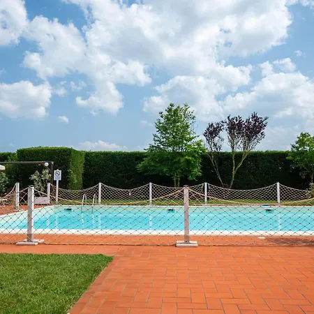 Tenuta La Rotta - & Pool Pensionat *