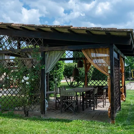 Gasthuis Tenuta La Rotta - & Pool