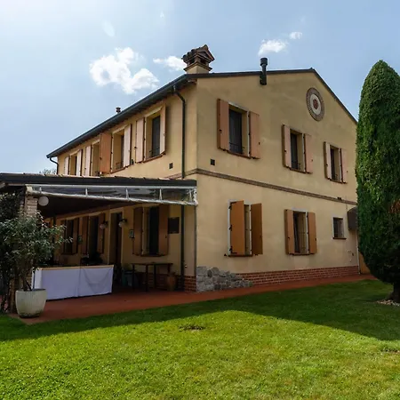 Tenuta La Rotta - & Pool Pensionat *