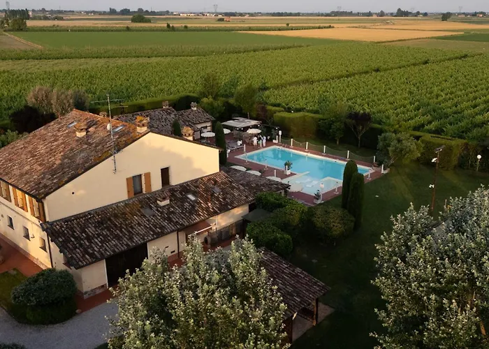 Pensionat Tenuta La Rotta - & Pool Ravenna